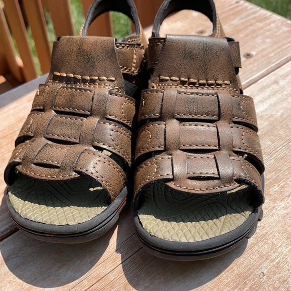 Beaver Creek Sandals - Picture 4 of 8